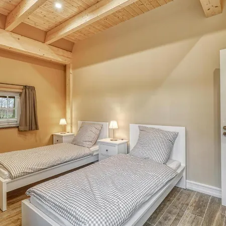 Semesterbostad 3 Bedroom Stunning In Sittensen Kalbe
